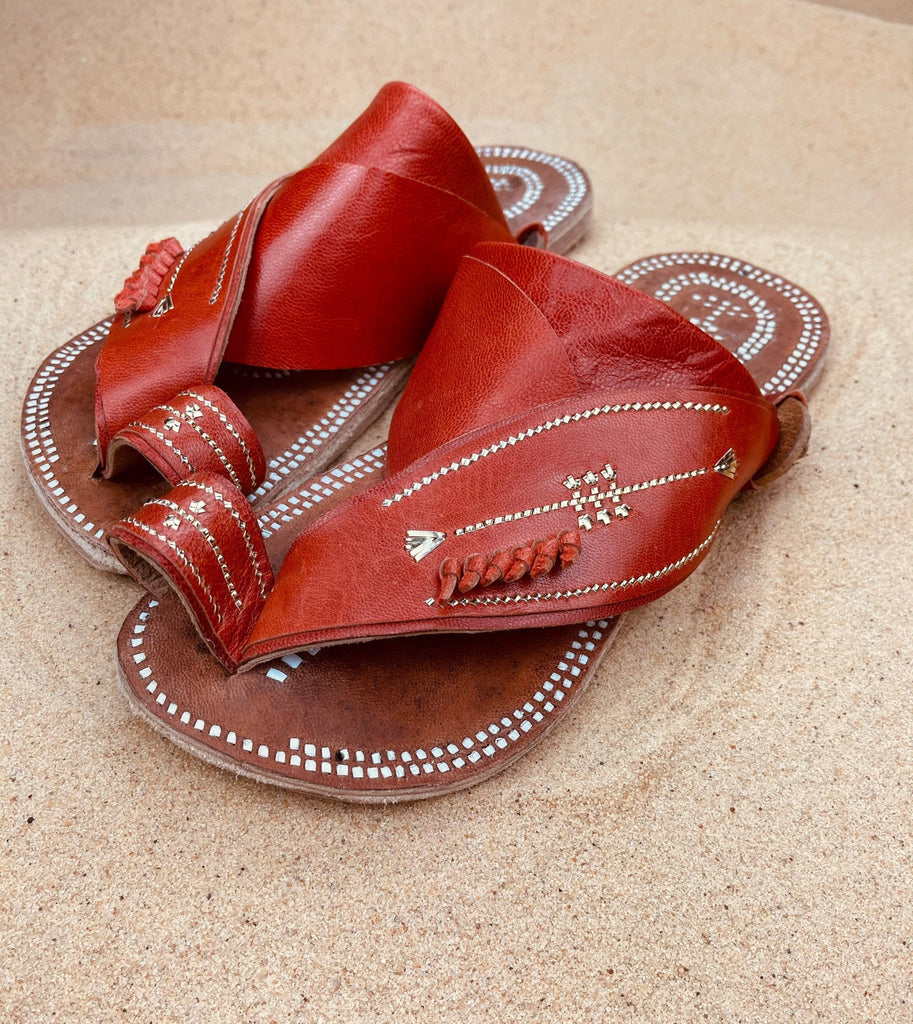 Womens Brown Leather Sandals ~ SandCruisers ~ Traditional Arabian Sandals ~ Great for Outdoors, Beaches, Parks, Lakes and Earthing!