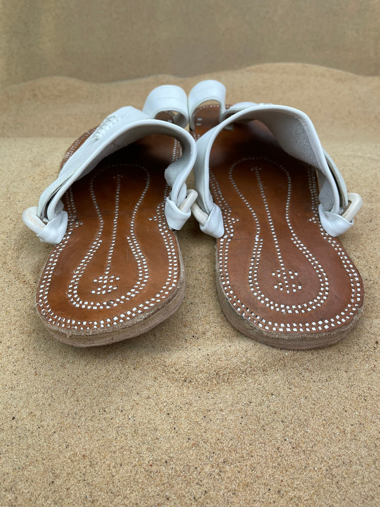 Mens White Leather Sandals ~ SandCruisers ~ Handmade Traditional Arabian Sandals ~ Great for Outdoors, Beaches, Parks, Lakes and Earthing!