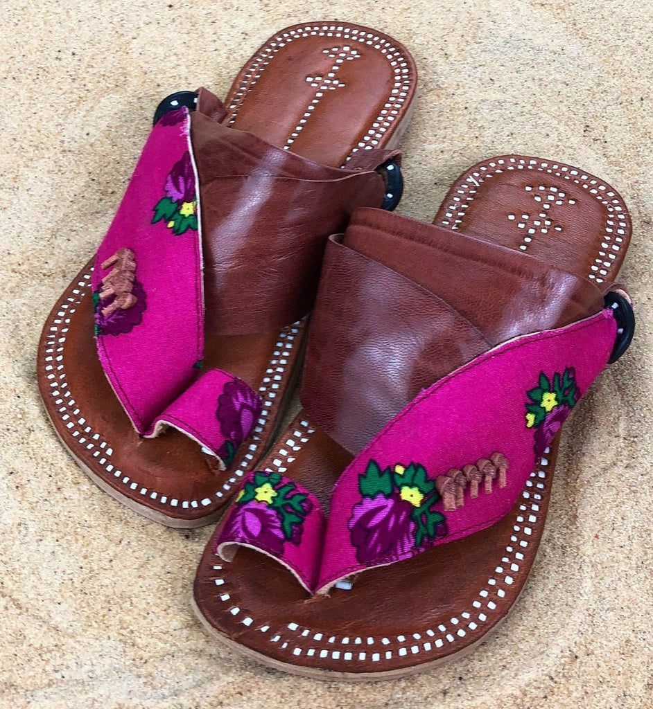Womens Pink Leather Sandals ~ SandCruisers ~ Traditional Arabian Sandals ~ Great for Outdoors, Beaches, Parks, Lakes, Pools & Parties!