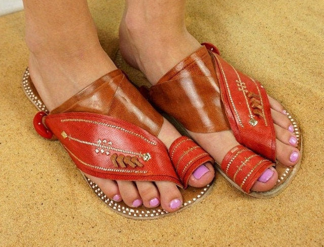 Womens Pink Leather Sandals ~ SandCruisers ~ Handmade Traditional Arabian Sandals ~ Great for Outdoors, Beaches, Parks, Lakes and Earthing!