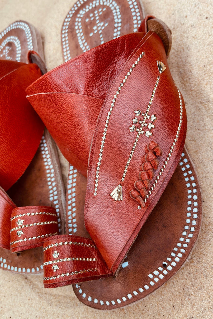 Womens Brown Leather Sandals ~ SandCruisers ~ Traditional Arabian Sandals ~ Great for Outdoors, Beaches, Parks, Lakes and Earthing!