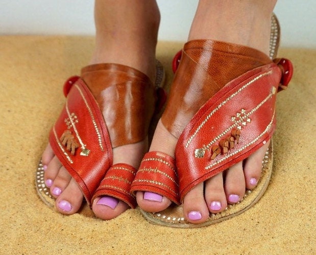 Womens Pink Leather Sandals ~ SandCruisers ~ Handmade Traditional Arabian Sandals ~ Great for Outdoors, Beaches, Parks, Lakes and Earthing!