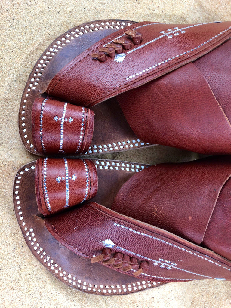 Mens Brown Leather Sandals ~ SandCruisers ~ Traditional Arabian Sandals ~ Great for Outdoors, Beaches, Parks, Lakes and Earthing!